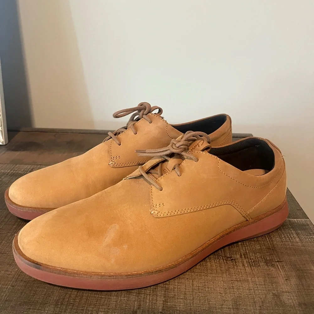 Clarks Active Air Men’s Tan Suede Lace-Up Casual Derby‎ Shoes Size 10